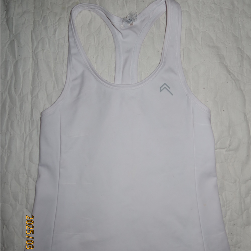 Oner Active Timeless Vest in White